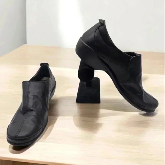 Romika Black Leather Slip on Booties sz 9.5 EU 40 - Picture 1 of 8